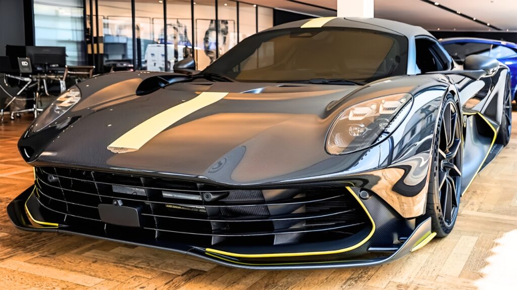 Nuevo Aston Martin Valhalla 2026: Superdeportivo Híbrido con Potencia Brutal y Diseño Futurista